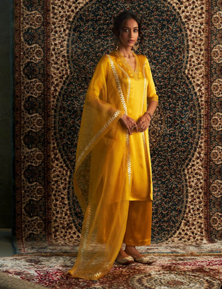 Marigold embroidered kurta set