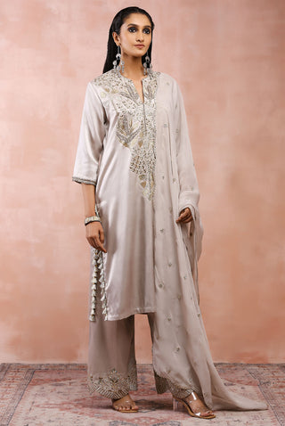 Gray bagh embriodered kurta set