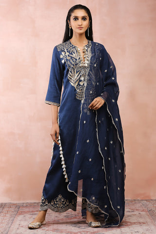 Navy bagh embroidered kurta set