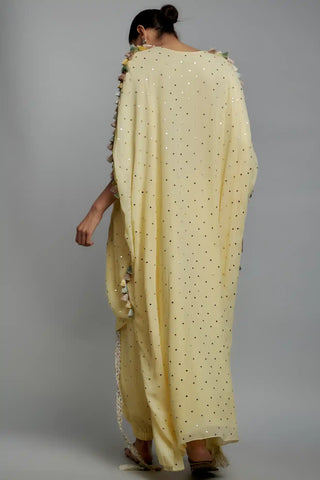 Yellow high low kurta and jogger pant