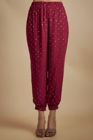 Maroon high low kurta and jogger pant