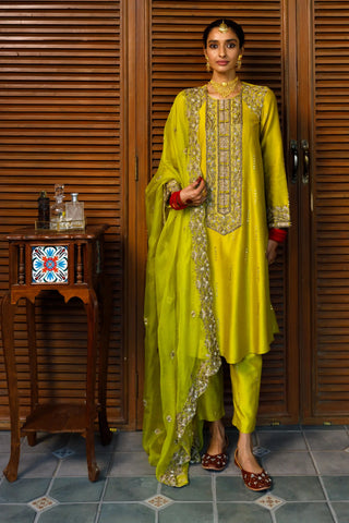 Olive green yoke kurta and pant with dupatta