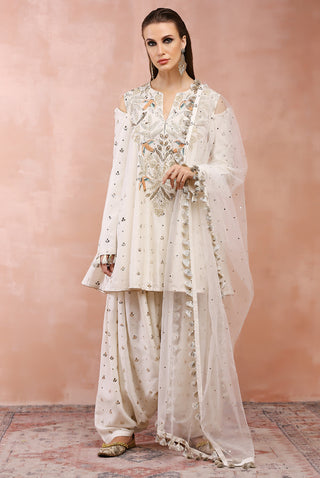 Offwhite embroidered kurta and salwaar set