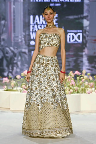 Ivory embroidered choli and lehenga