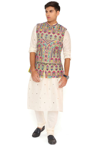 Yellow embroidered bandi and kurta set