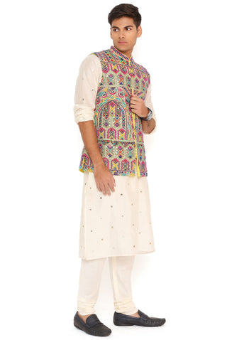 Yellow embroidered bandi and kurta set