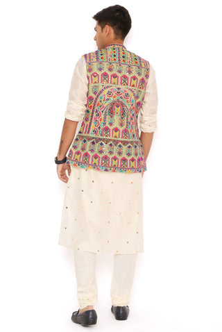 Yellow embroidered bandi and kurta set