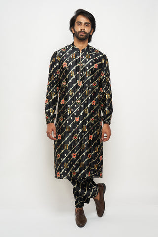 Nazir black bandhani kurta and jogger pants