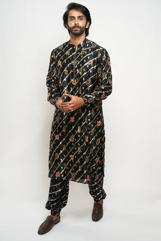 Nazir black bandhani kurta and jogger pants