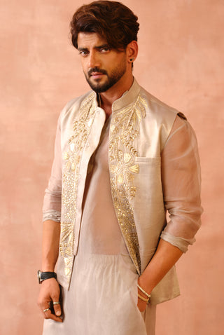 Gray bagh embroidered bandi and kurta set