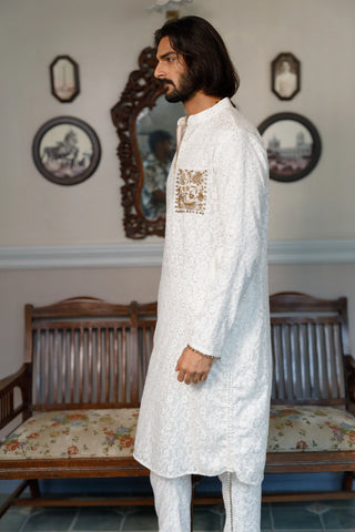 Ivory pocket embroidered kurta with pant