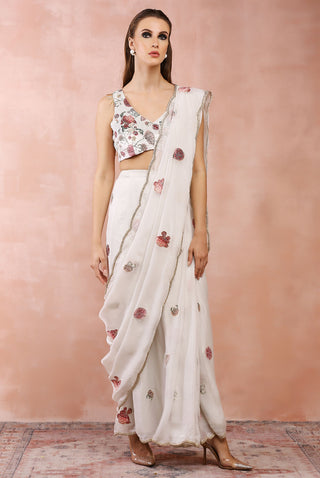 Offwhite gulbagh choli and stitched saree