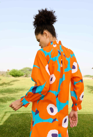 Orange mekko daisy dress