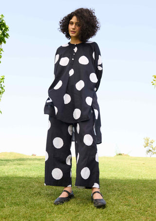 Small white polka bummer tunic and pants