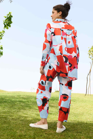 Pixel mekko shirt and pants