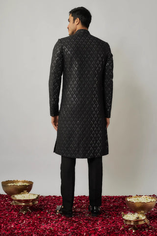 Black geometric threadwork & sequin embroidered sherwani with matching kurta pants