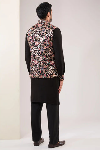 Black embroidered silk bandi and kurta set