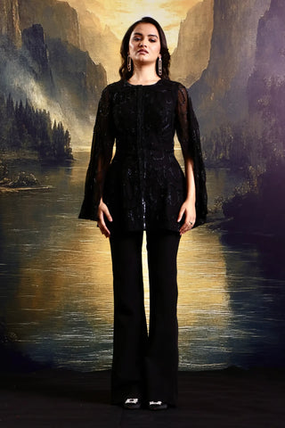 Black hand-embellished tone-on-tone kurta with cut sleeves paired & crepe pants