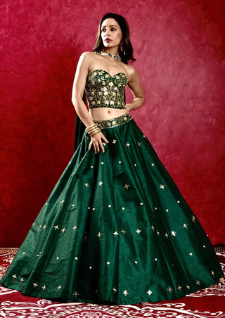 Aarzu emerald green lehenga set