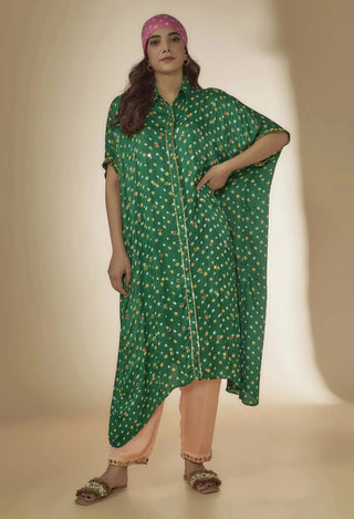 Green bandhani silk kurta with embroidered pants