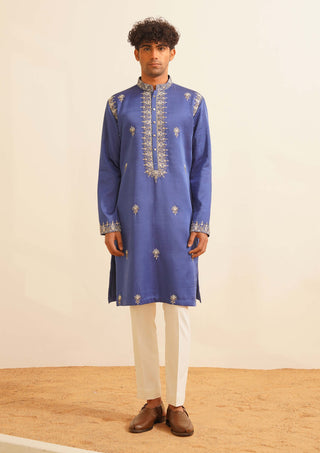 Electric blue vidyuth kurta and pant