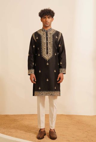 Black amavas kurta and pant