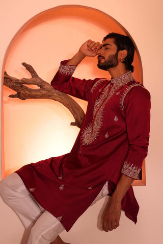 Wine red farmaan kurta