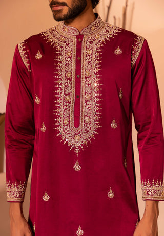 Wine red farmaan kurta