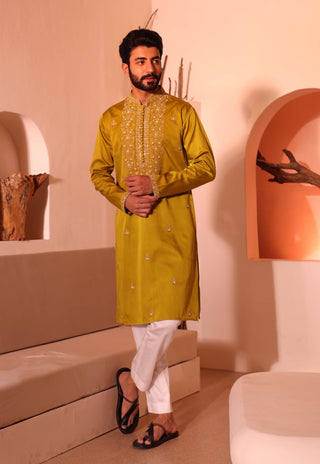 Tan yellow faqat kurta