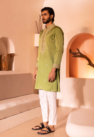 Green raihbar kurta