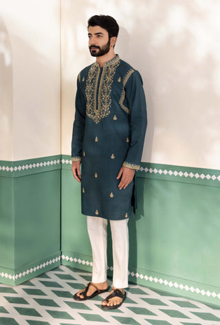 Midnight green mushq kurta