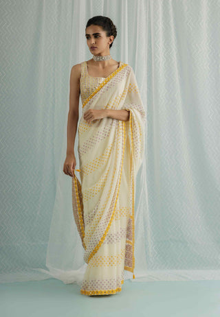 Ivory siah saree and blouse