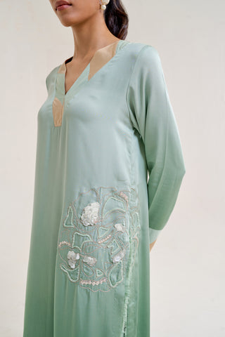 Banphool green ombre kurta and pant