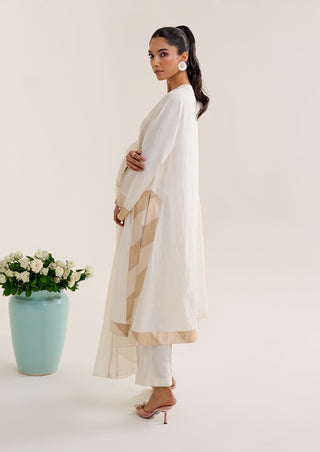 Chaandni ivory kurta set