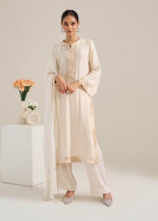 Sundari ivory kurta set