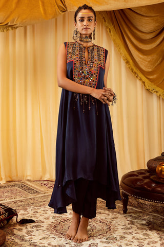 Dark blue asymmetrical pararambh kurta with pants