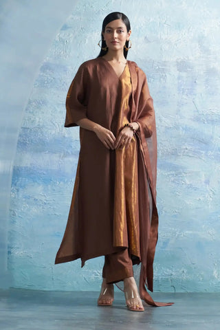 Aura woody brown kurta set