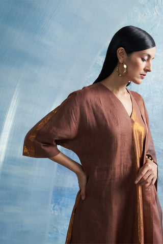 Aura woody brown kurta set