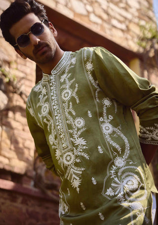 Falaknuma sap green kurta and salwar