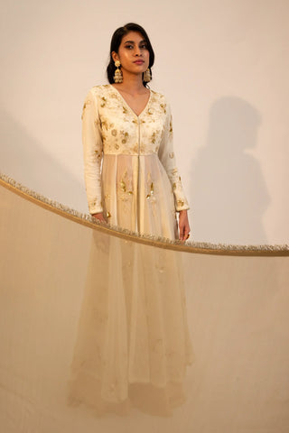 Ivory embroidered open anarkali paired with lehenga & dupatta