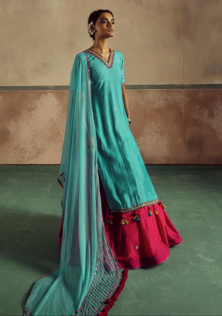 Backless aqua blue rang kurta skirt set