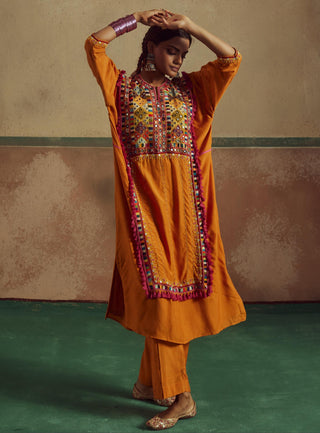 Orange patch work jhola rang kurta set